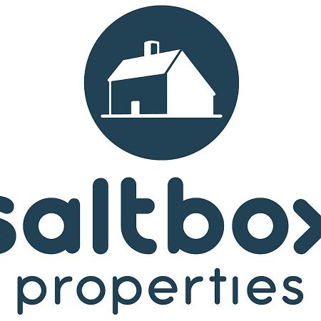 Saltbox Stays- Large 3 Bed House!! 3 Bathrooms, Garden, Fast Wifi, Sleeps 6 سوادلينكوت المظهر الخارجي الصورة